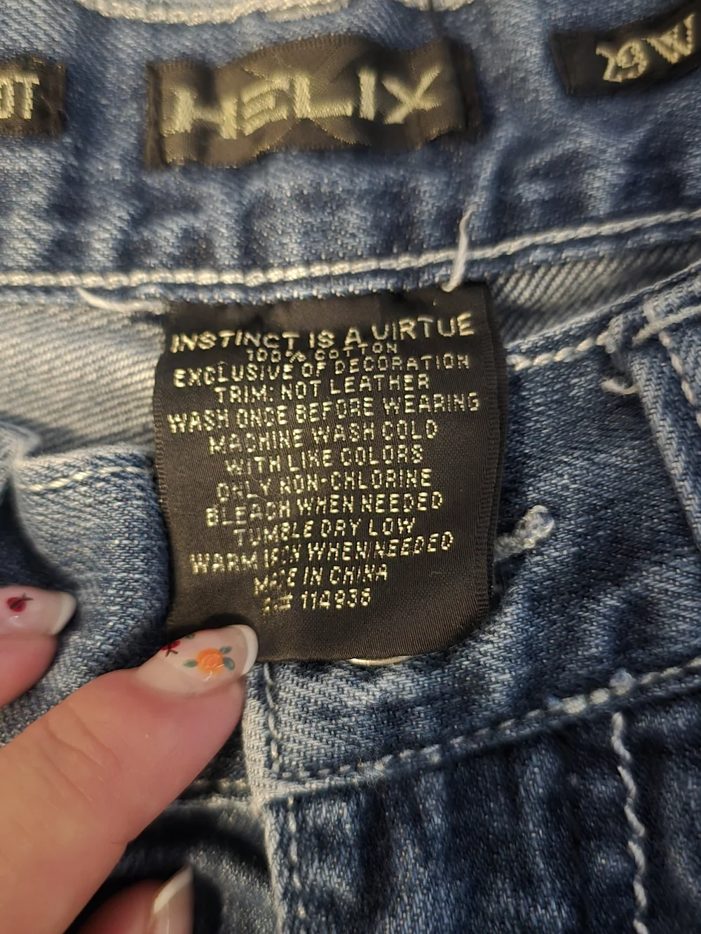 Buckle relaxed straight